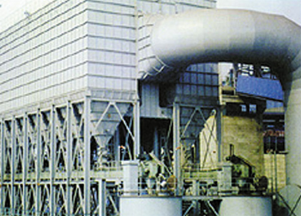 Pulse bag filter with air box